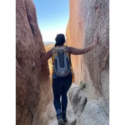 Alps Mountaineering Hydro Trail 15 -Outdoor World hydro trail 15 img 5280