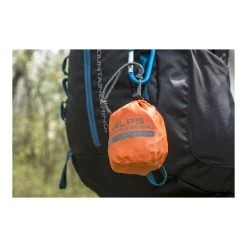 Alps Mountaineering Versa Pillow 29 Alps Mountaineering Versa Pillow -Outdoor World versa pillow Lifestyle 1